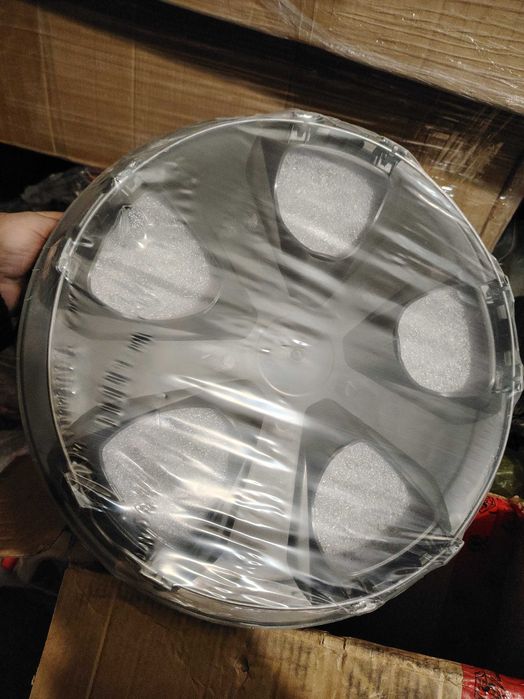 Колпаки новые R15, R14