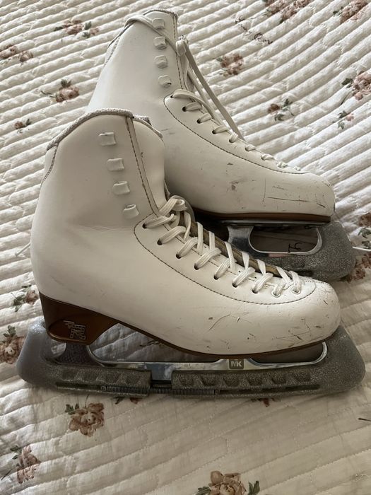 продам проф коньки Риспорт