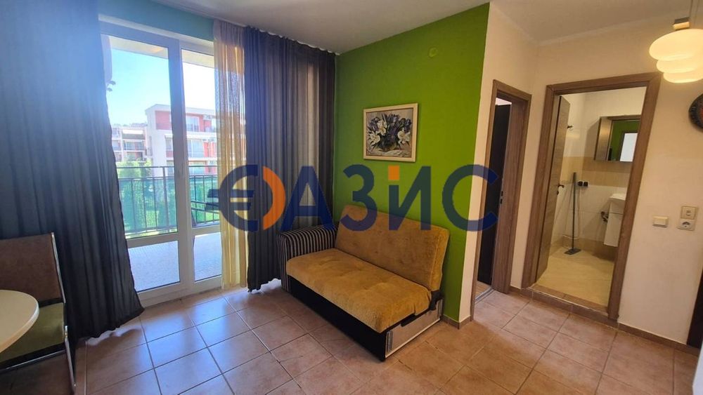 Продава се Тристаен апартамент в к.к. Слънчев бряг - 65 кв.м за 1154 €/кв.м - Снимка #2