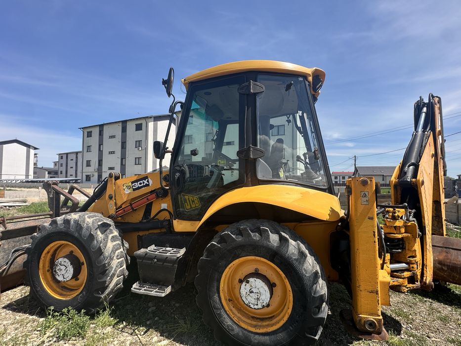 Buldoexcavator JCB 3CX, an 2009, 12.115 ore