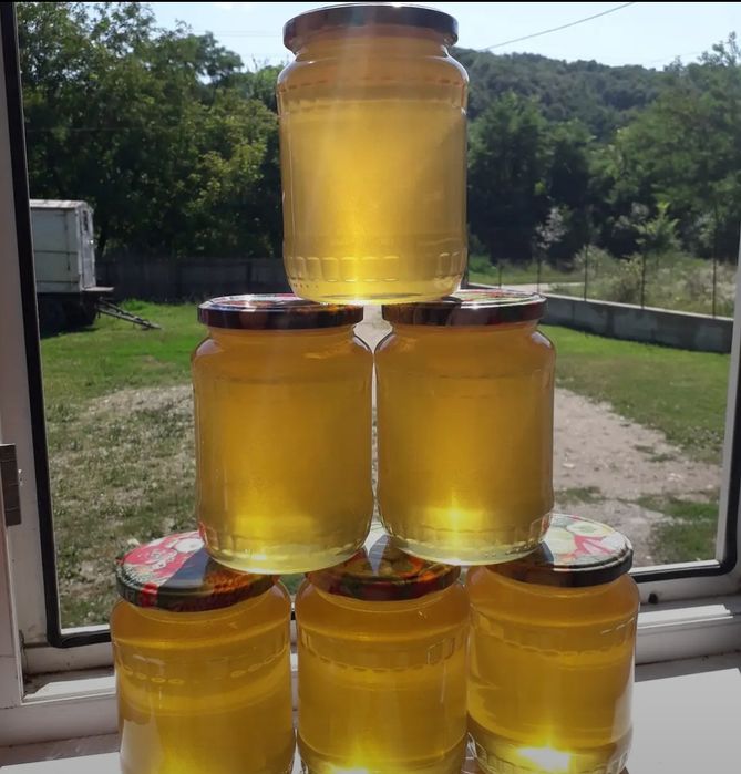 Vând miere de salcâm,tei și poliflora !