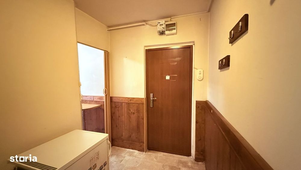 Vand apartament cu 2 camere in Cartierul Dambu