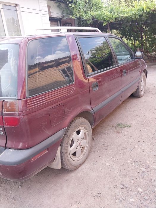 Машина mitsubishi спецвагон