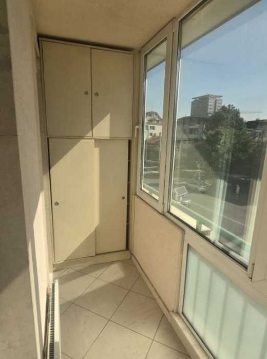 Продава се Тристаен апартамент в София, Изток - 100 кв.м за 3600 €/кв.м - Снимка #12