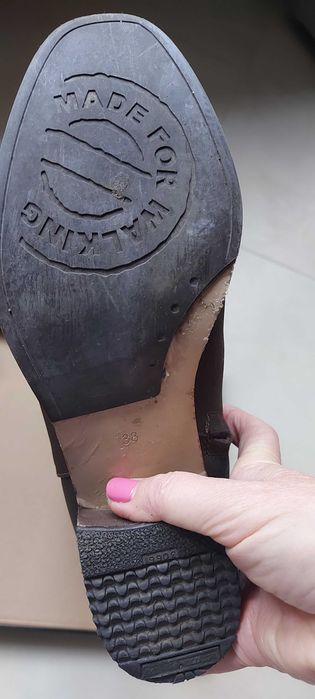 Три чифта кожени ботуши и боти