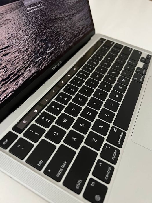 Ноутбук Apple MacBook Pro 13 MYDA2 серебристый