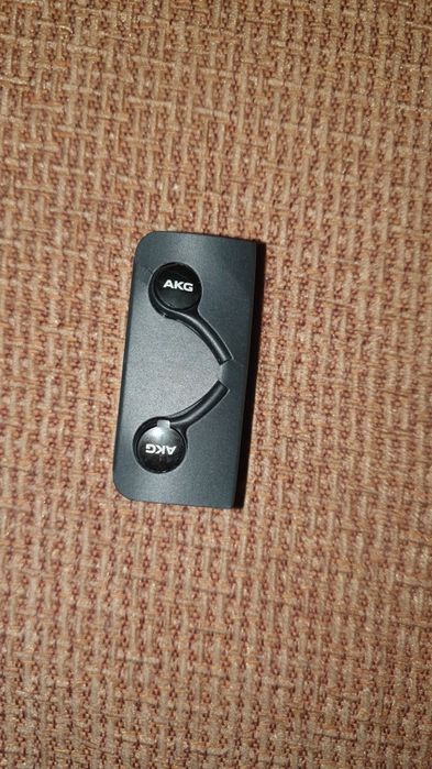 Продам Samsung galaxy S10+