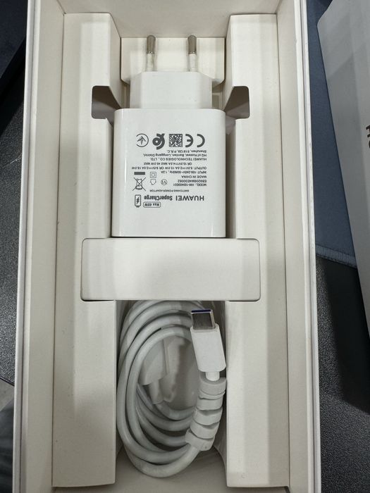 Huawei P50 Pocket Части