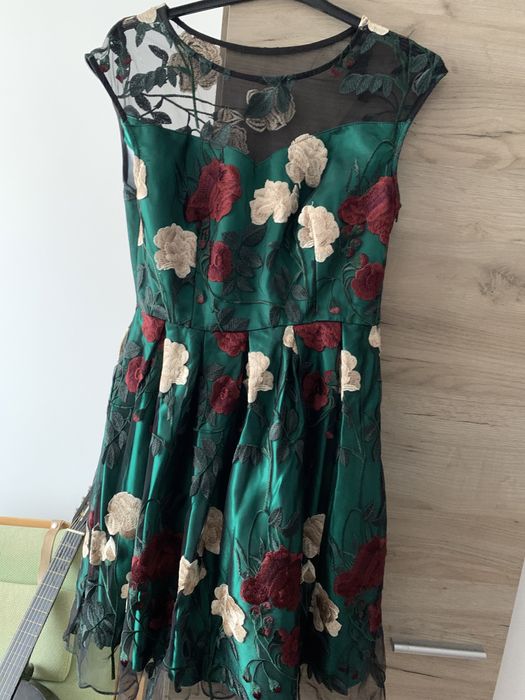 Vând Rochie mărimea 42