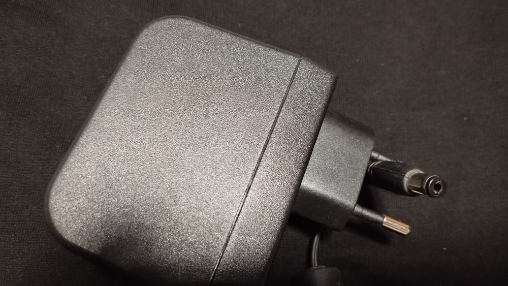 Продам блок питание 12V, 2А