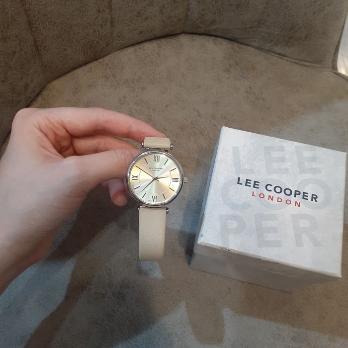 Женские часы Lee Cooper