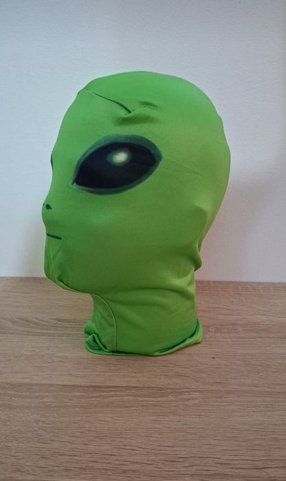 Cagulă termică elastică. Model extraterestru. Nouă