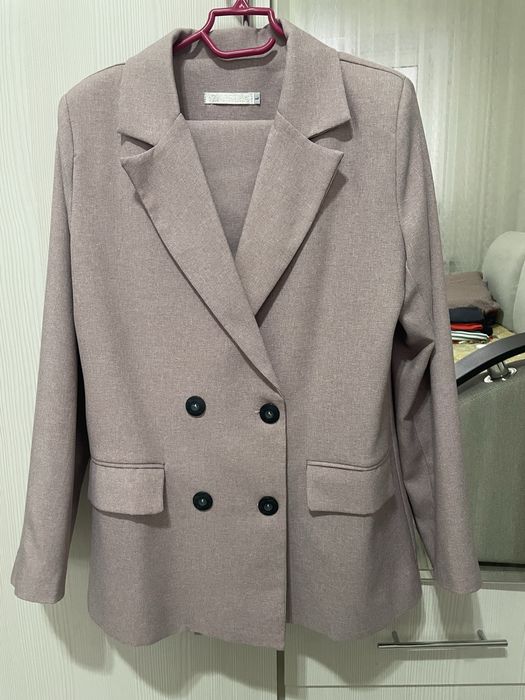 костюм брючный женский