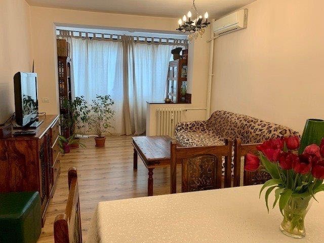 Apartament superb 2 camere, mobila Sheesham, spațios, Colentina - NU PRIN AGENTII IMOBILIARE