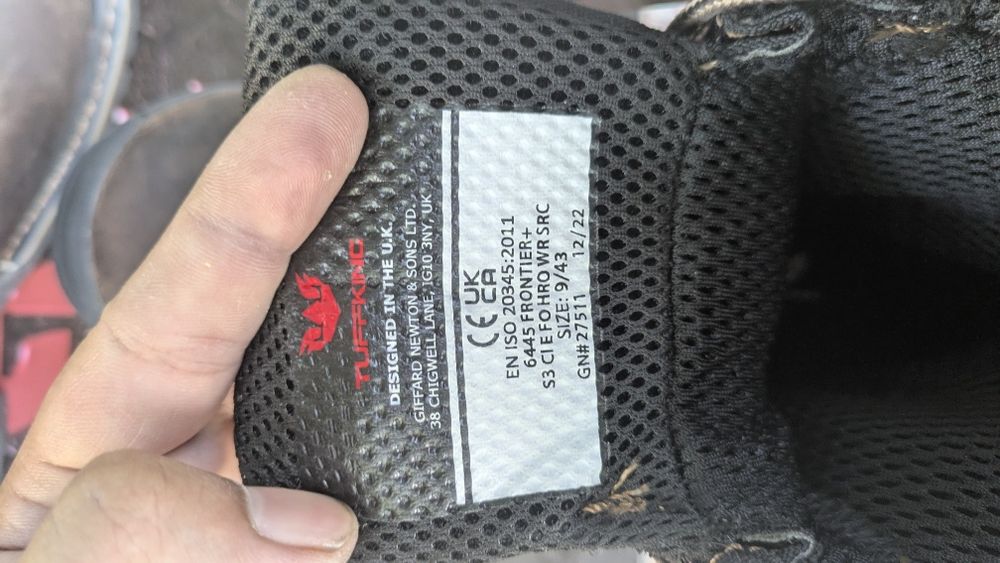 TUFFKING safety boots
