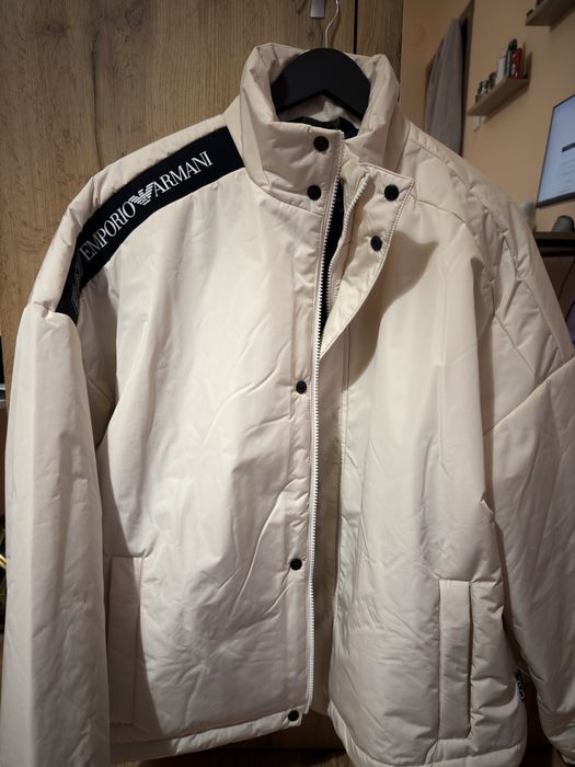 Emporio Armani оригинално ново тънко яке