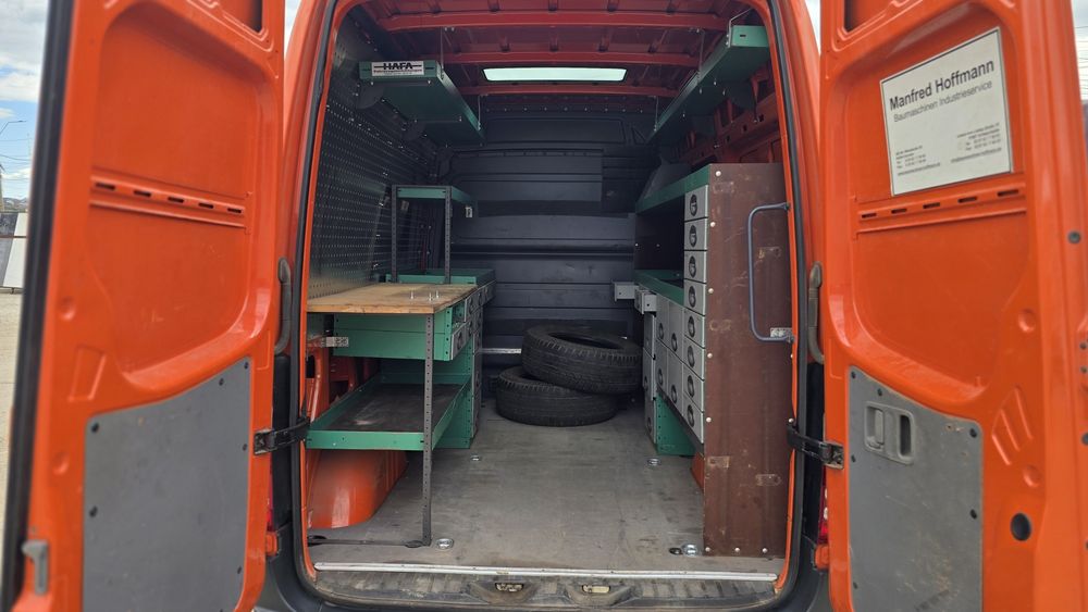 Mercedes sprinter 313 2014 service mobil