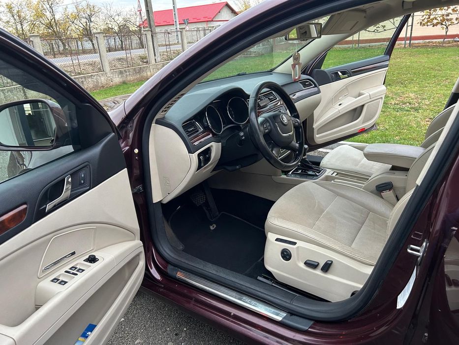 Skoda superb  170 cp 4500 euro