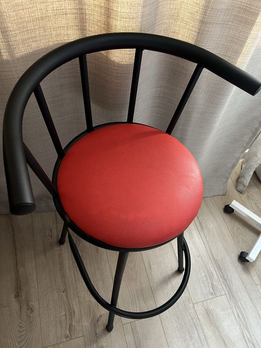 Барный стул в отличном состоянии