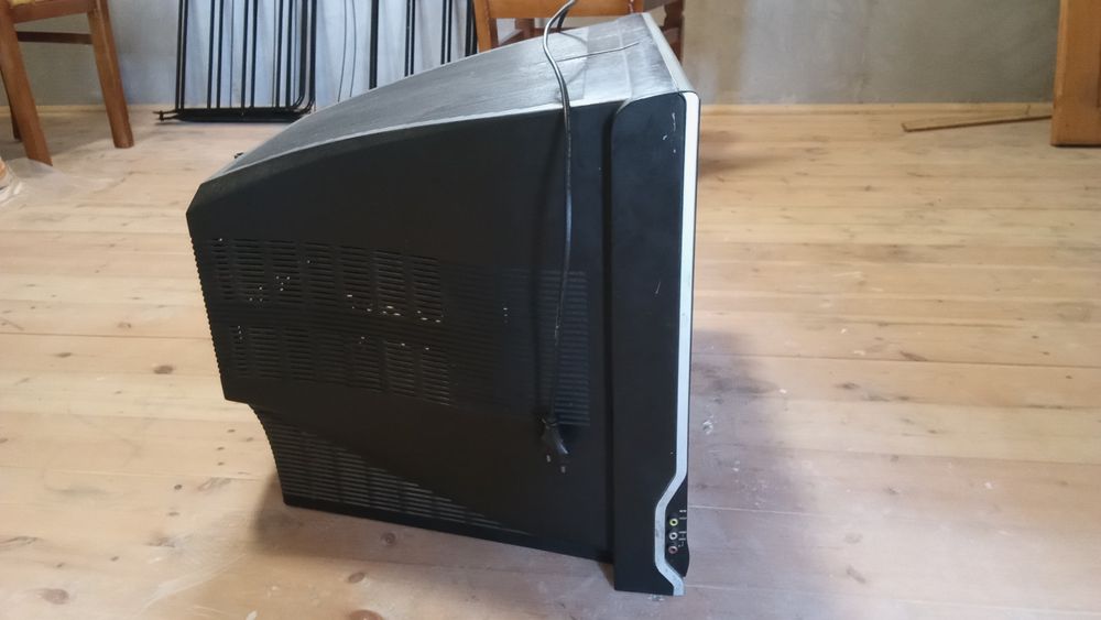 Televizor Rosin Sotiladi