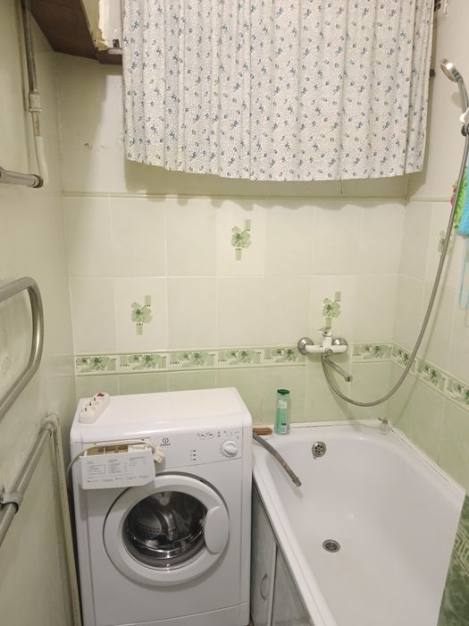 Продам 3 х комн квар.4 -23-1  этаж.