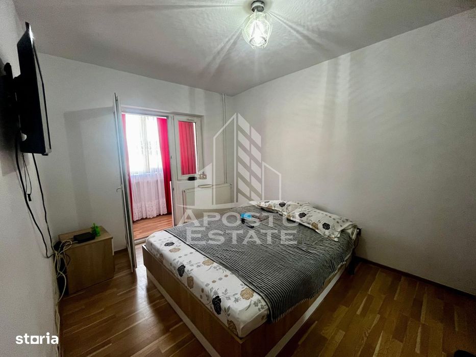 Apartament 3 camere,etaj 3,zona UMT