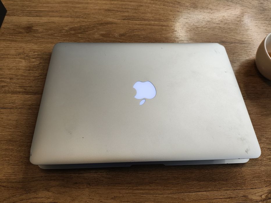 Macbook air 2017 Linux
