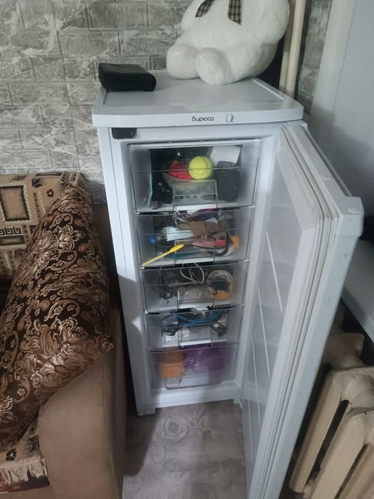 Продам морозилку.
