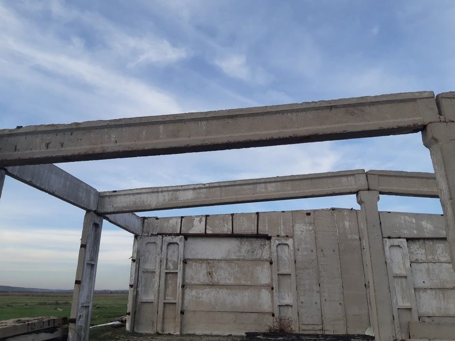 Продам ригиля плиты