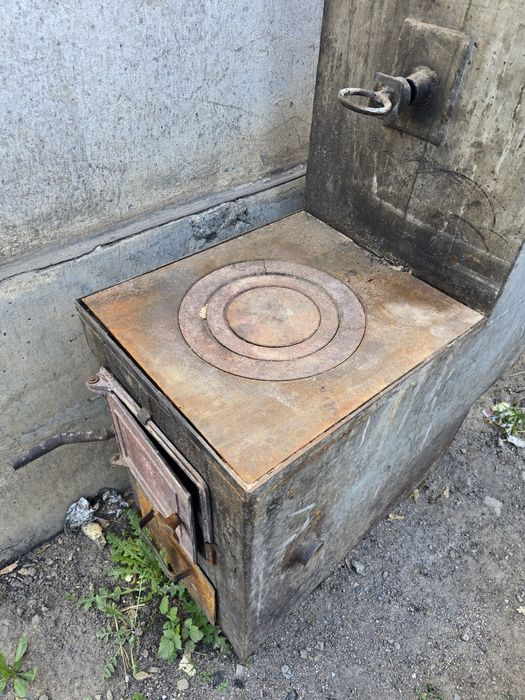 Продам катёл на угле для отопление дома