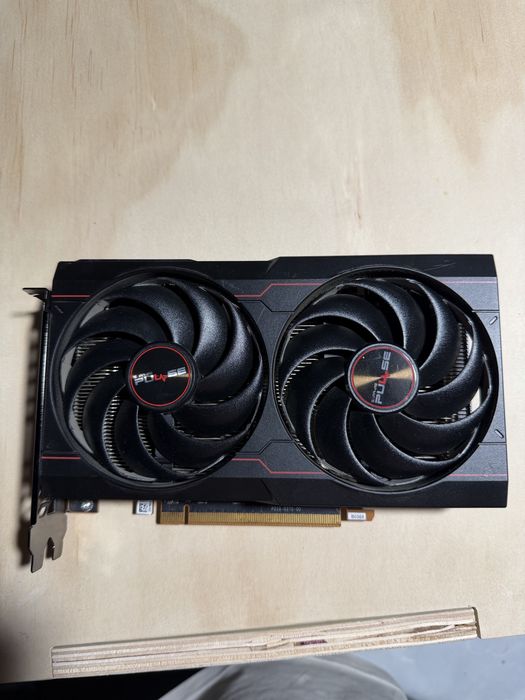 Sapphire Pulse AMD Radeon RX 6600
