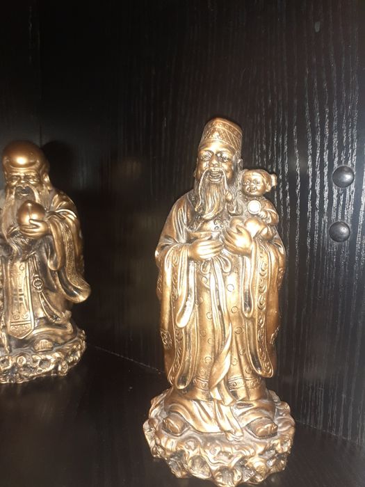 Продам статуэтки трех старцев