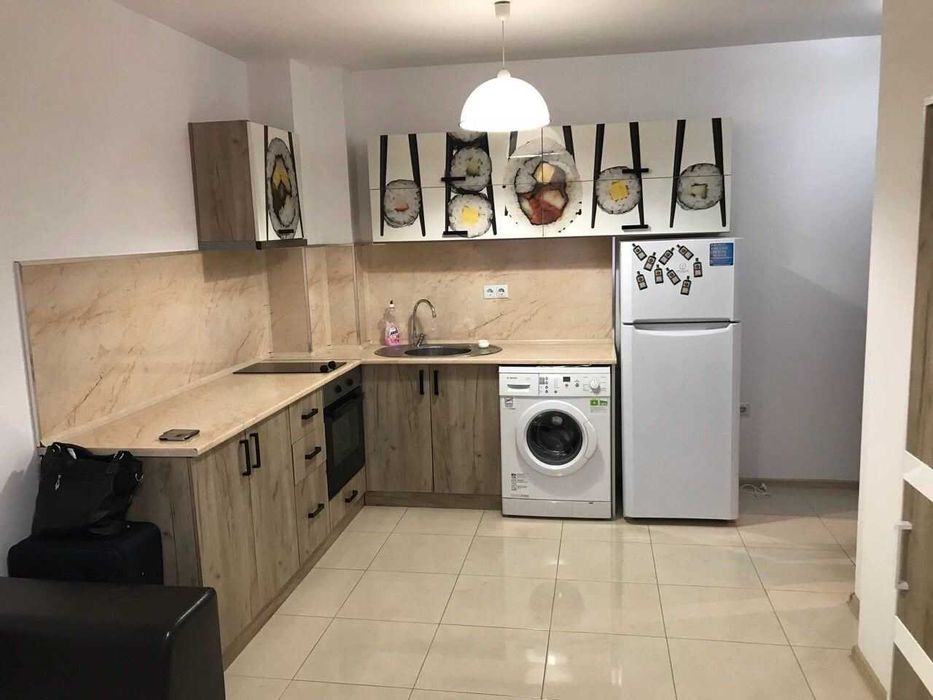 Тристаен апартамент в Южен