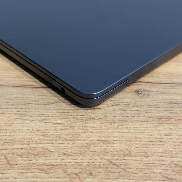 MacBook Air 13 M3 SSD 512GB RAM 8GB Midnight - GARANTIE 12 LUNI | TrueGSM