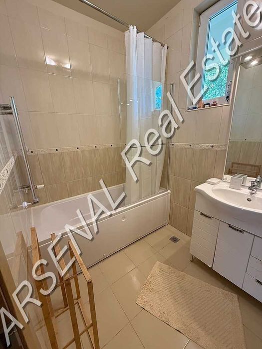 Дава се под наем Тристаен апартамент в София, Център - 110 кв.м за 950 € - Снимка #7