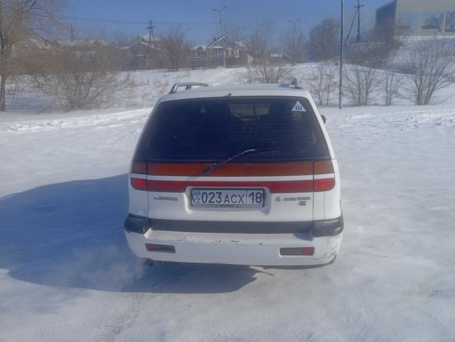 Продам Митсубиси спеч вагон