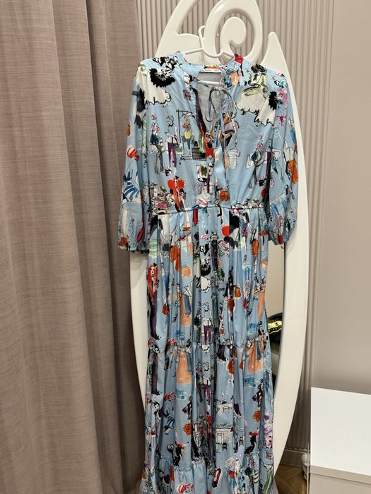 платья вечерние