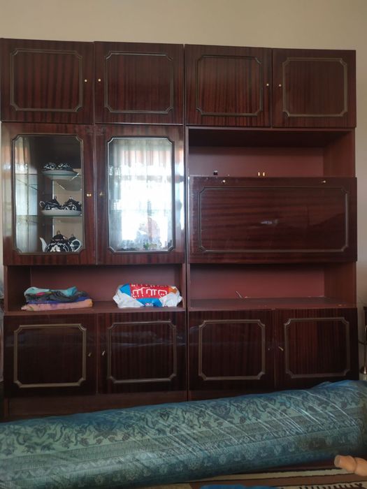 Продам мебель немецкую стенку