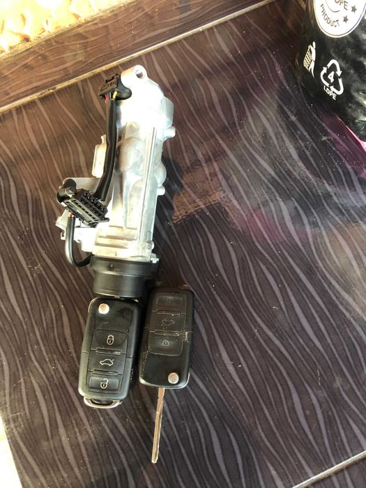 contact golf 5 cu 2 chei