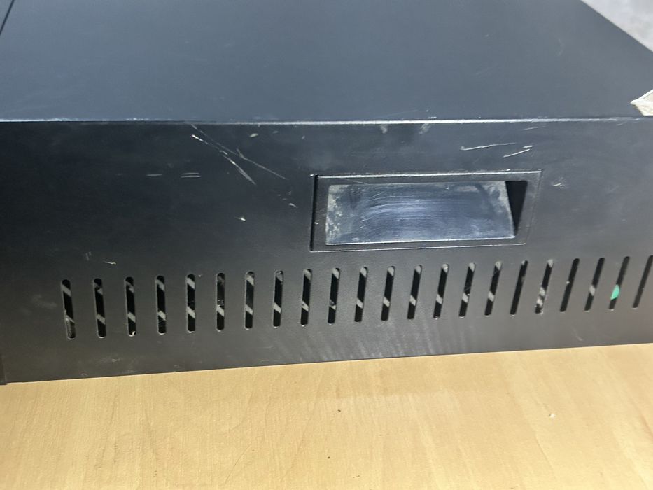 Стабилизатор напряжения