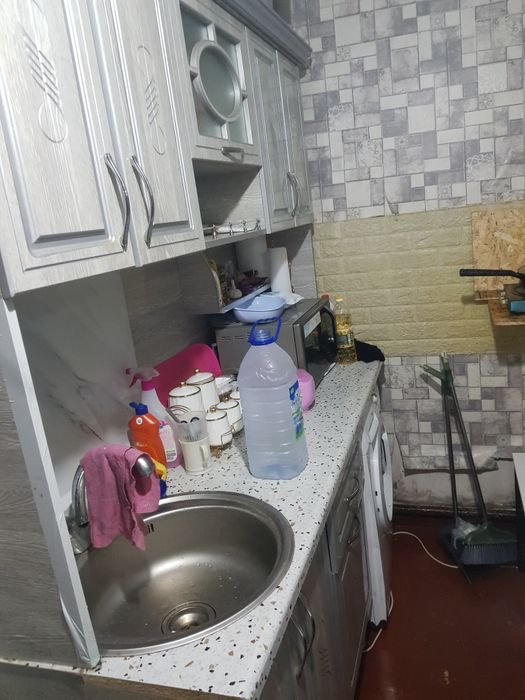 Здам в аренду 1 комнатная кварт  в сергели в спутнике