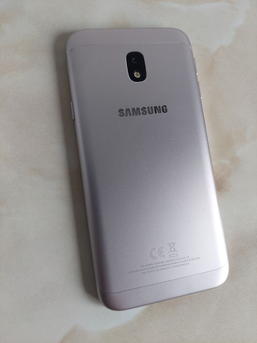 Vând Samsung Galaxy J3 2017 Gold /codat VodafoneRO /perfect funcțional