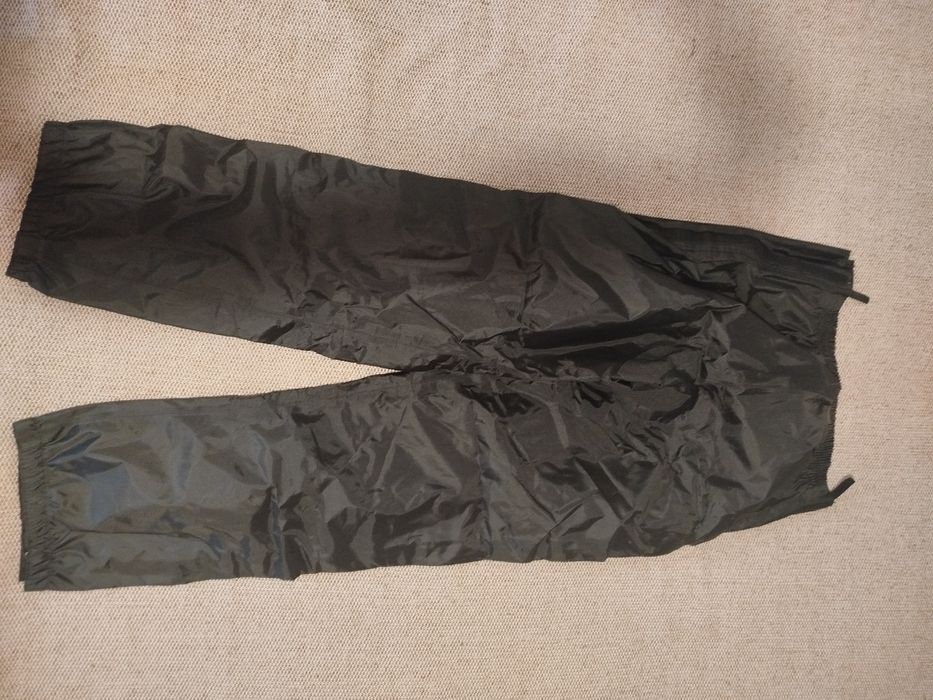 Pantaloni impermeabili moto