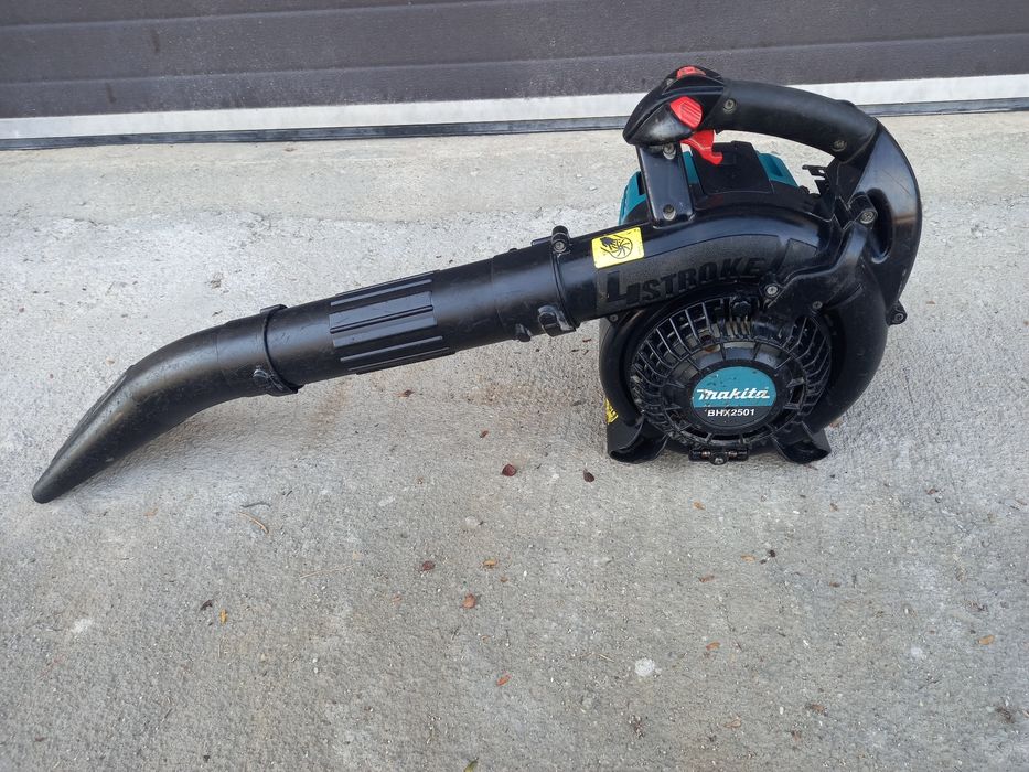 Suflanta frunze  Makita