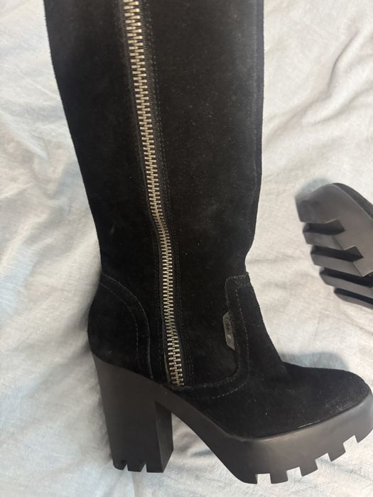 велурени ботуши calvin klein