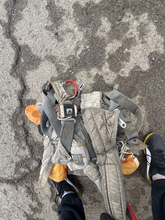 Продавам парашут