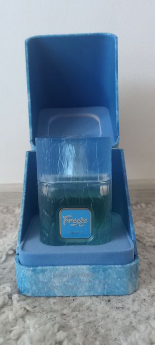Vând Parfum Riffs Freeze