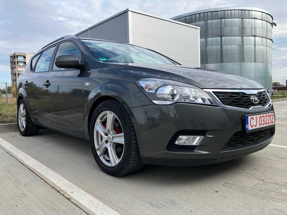 KIA Ceed 2011 — imagine 1