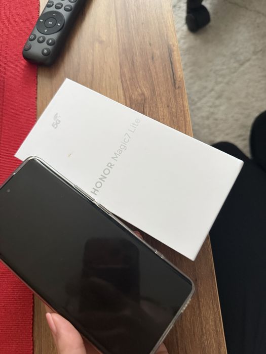 Honor Magic 7 Lite ca nou