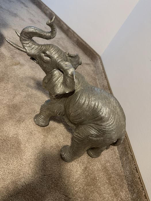 Decoratiune/Figurina Elefant